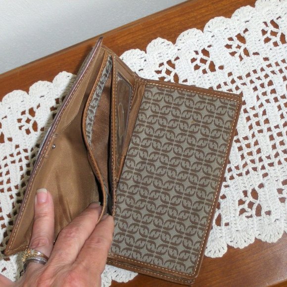 Fossil Clutch Wallet Brown Logo Leather Jacquard Organizer BOTTOM DOLLAR!!! - Picture 6 of 8